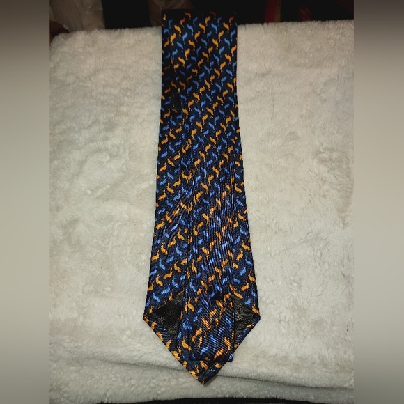Lagerfeld Paris Blue Bunny Silk Tie (Handmade in Italy) - Picture 6 of 6